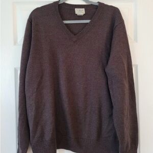L.L. Bean SZ XL Men's Dark Brown V-Neck Sweater 95%cotton Washable